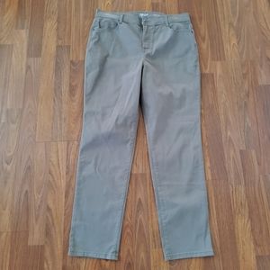 Style & Co. Tummy-Control Slim-Leg Jeans 14 New